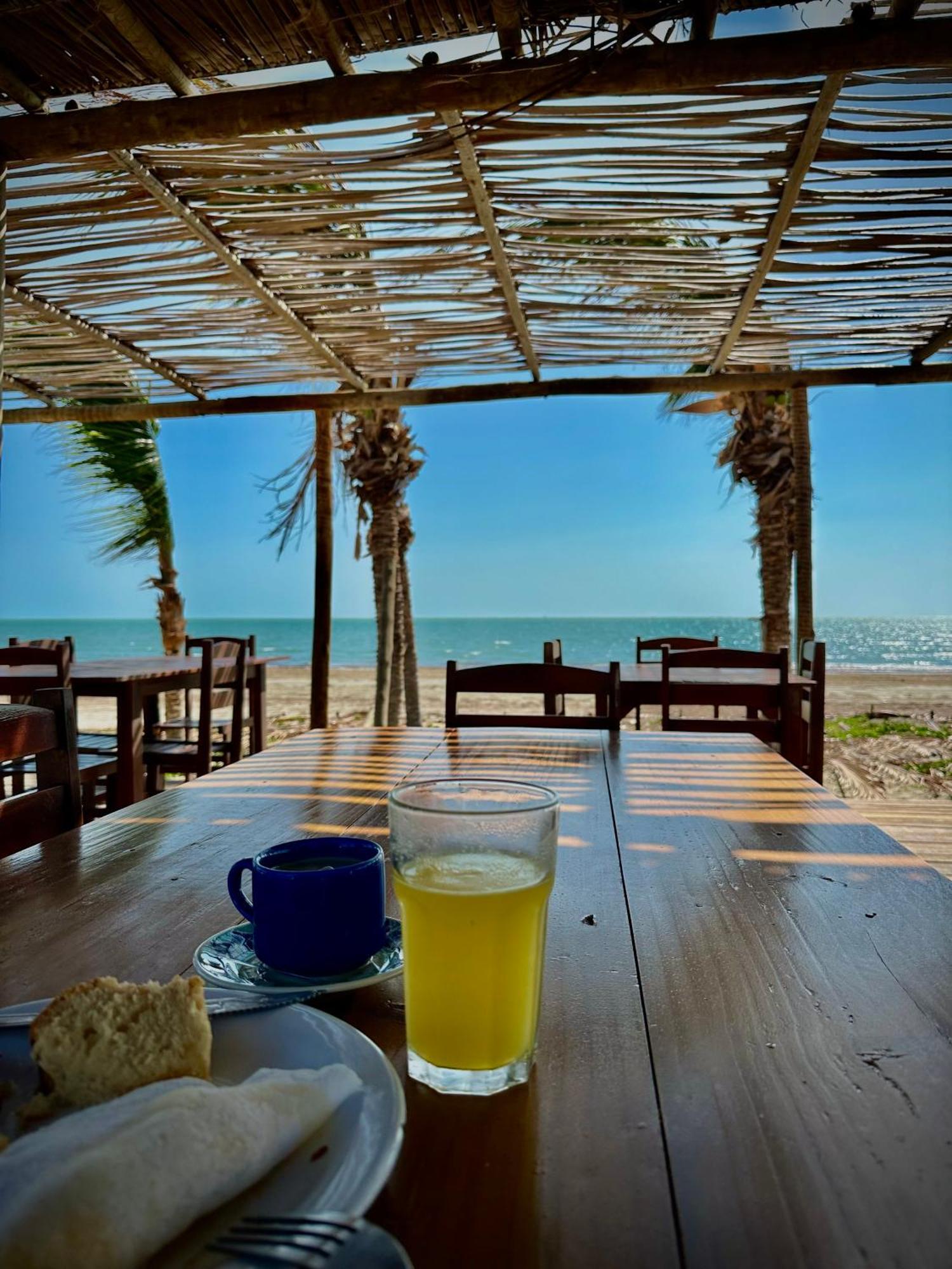 Seu Pedro Lounge Praia - Pousada E Kite Center Icapui Bagian luar foto