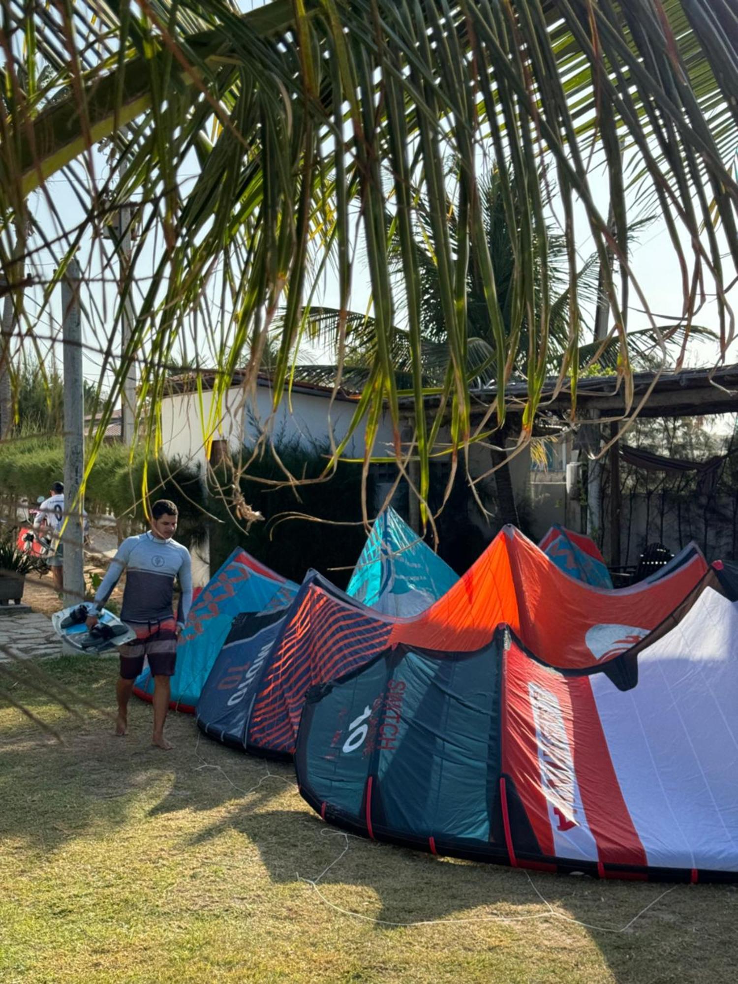 Seu Pedro Lounge Praia - Pousada E Kite Center Icapui Bagian luar foto